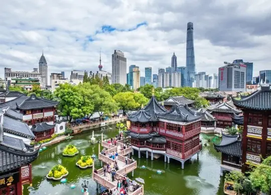 上海电影博物馆_漕溪北路老电影寻访；万体馆球迷聚会究竟藏着多少惊喜？🎬